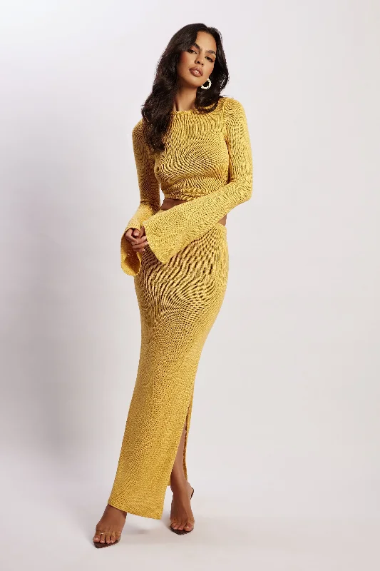 anna-sleeve-knit-dress-yellow