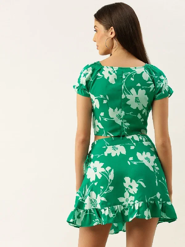 dr932gr-berrylush-women-green-printed-fit-and-flare-dress