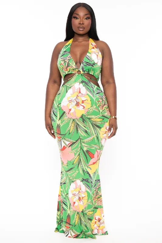 Plus Size  Tropical Vacay Maxi Dress - Green