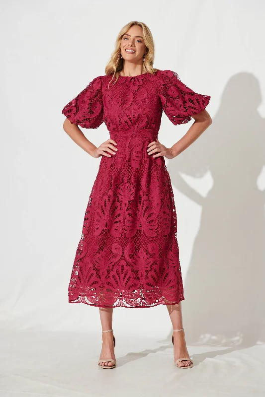 Tillie Lace Maxi Dress In Berry