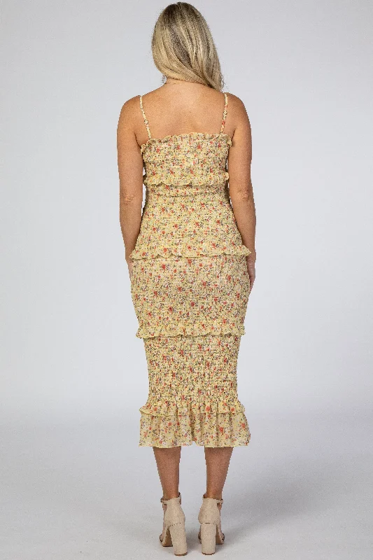 yellow-floral-chiffon-smocked-fitted-maternity-midi-dress